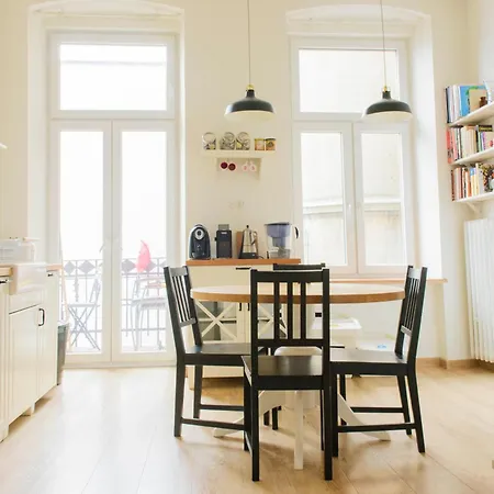 W Zgielku Miasta, U Nas Zaznasz 90 M2 Komfortowej Przestrzeni Mieszkania Fabrykanta Apartment Lodz (Lodz)