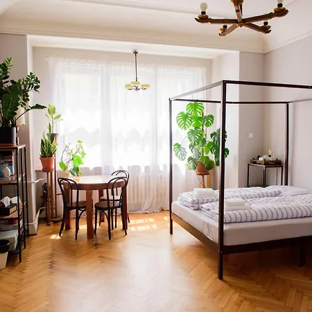 Apartment W Zgielku Miasta, U Nas Zaznasz 90 M2 Komfortowej Przestrzeni Mieszkania Fabrykanta