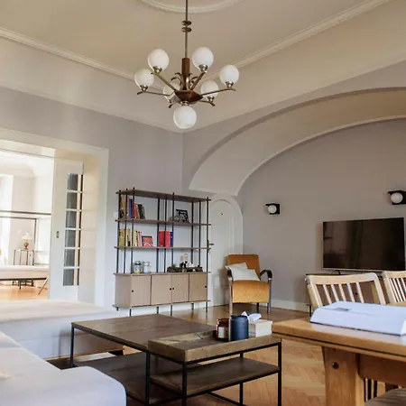 W Zgielku Miasta, U Nas Zaznasz 90 M2 Komfortowej Przestrzeni Mieszkania Fabrykanta Lodz (Lodz)