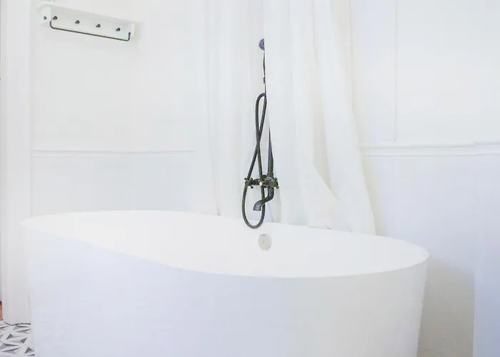 W Zgielku Miasta, U Nas Zaznasz 90 M2 Komfortowej Przestrzeni Mieszkania Fabrykanta Lejlighed