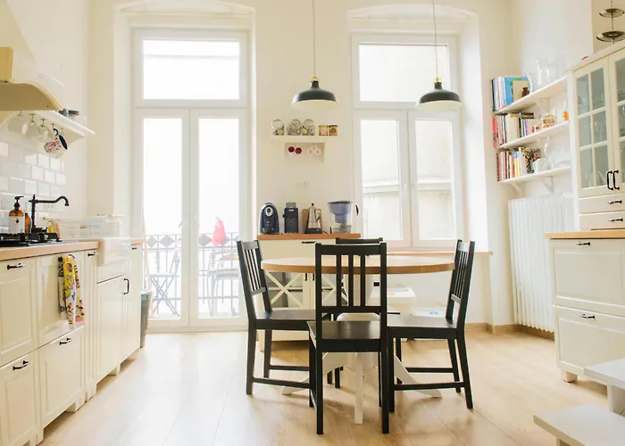 W Zgielku Miasta, U Nas Zaznasz 90 M2 Komfortowej Przestrzeni Mieszkania Fabrykanta Apartmán Lodž