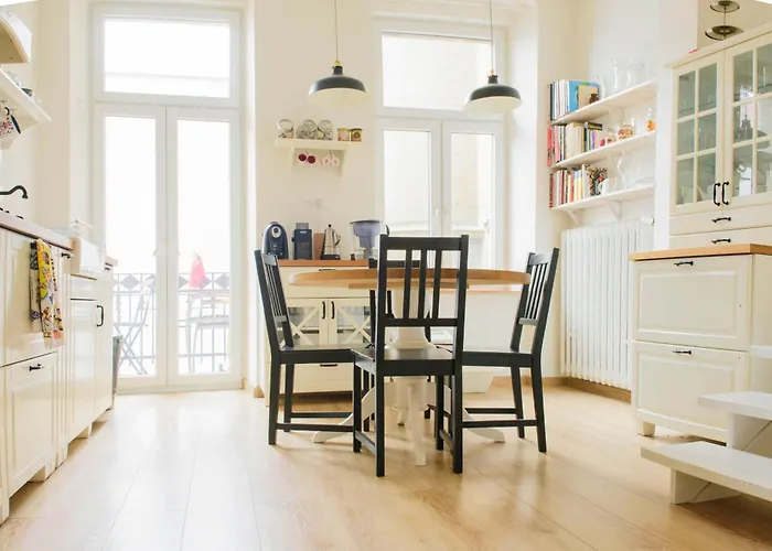 Apartmán W Zgielku Miasta, U Nas Zaznasz 90 M2 Komfortowej Przestrzeni Mieszkania Fabrykanta *