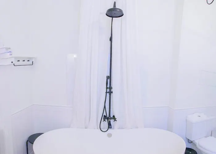 W Zgielku Miasta, U Nas Zaznasz 90 M2 Komfortowej Przestrzeni Mieszkania Fabrykanta Apartmán *