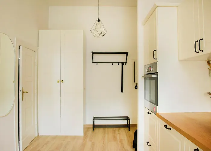 W Zgielku Miasta, U Nas Zaznasz 90 M2 Komfortowej Przestrzeni Mieszkania Fabrykanta