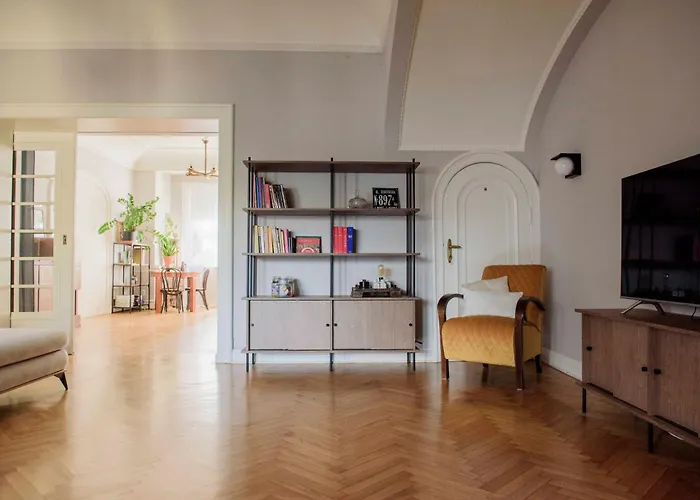 Apartmán W Zgielku Miasta, U Nas Zaznasz 90 M2 Komfortowej Przestrzeni Mieszkania Fabrykanta *