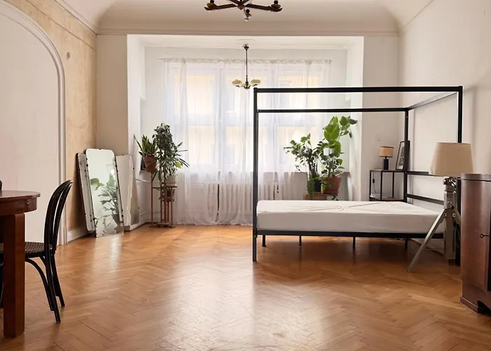 Apartmán W Zgielku Miasta, U Nas Zaznasz 90 M2 Komfortowej Przestrzeni Mieszkania Fabrykanta *